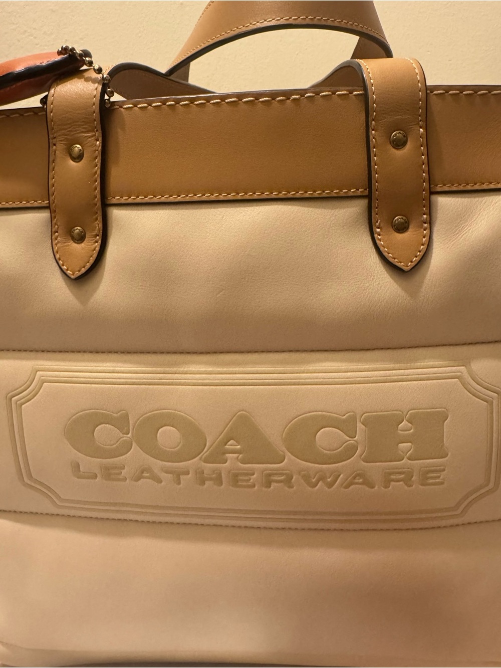 Coach Field Tote 22 Colorblock Quilting Coach Badge Leather Ivory Multi EUC Set - Picture 3 of 17